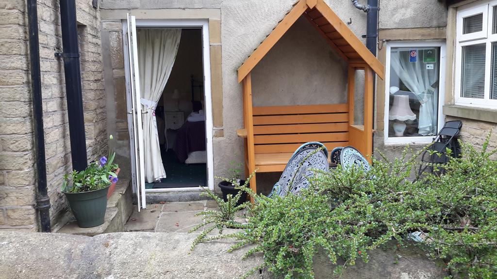 Rosebud Cottage Guest House Haworth Dış mekan fotoğraf