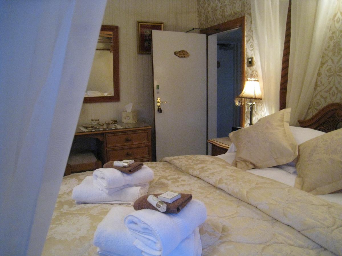 Rosebud Cottage Guest House Haworth Dış mekan fotoğraf